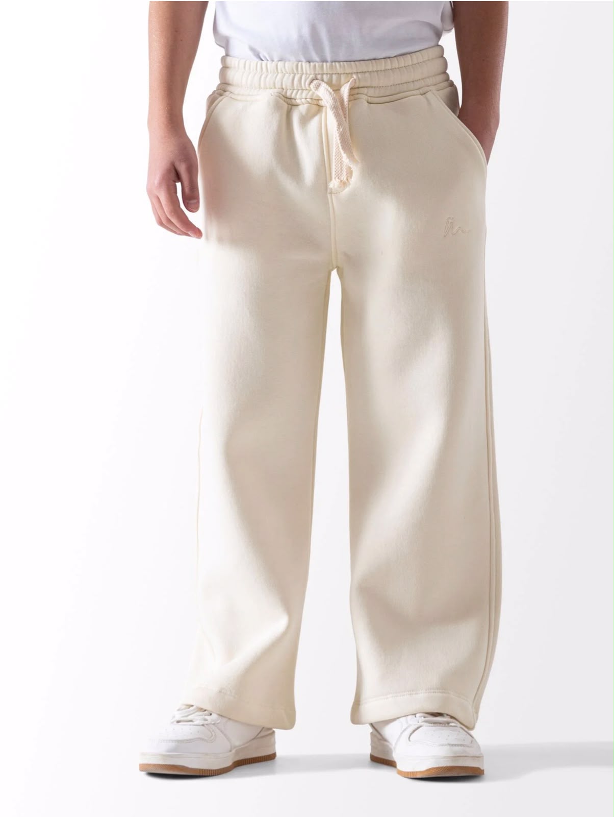 Wide leg pants for unisex